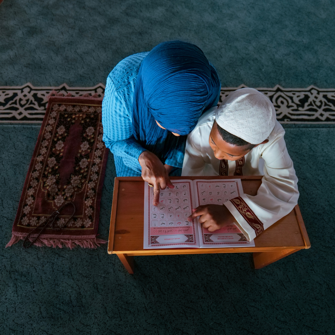 Kinderen de Qur’an Leren: Effectieve Tips en Handige Materialen